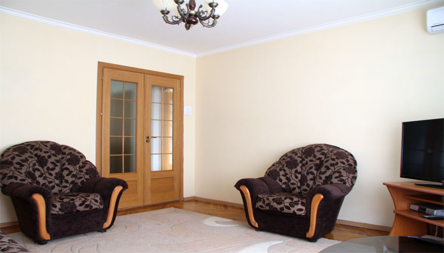 Grand Central Apartment is a 4 rooms apartment for rent in Chisinau, Moldova
